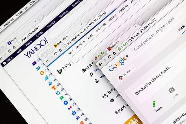 search engine pages in the lcd screen
